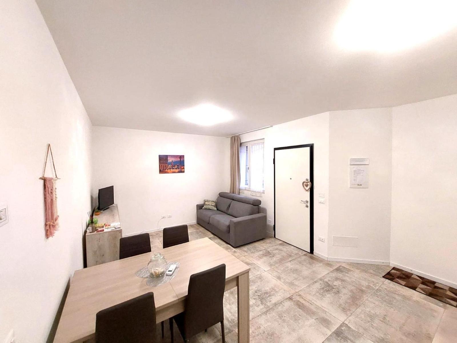 Sweet Mira Apartment ภายนอก รูปภาพ