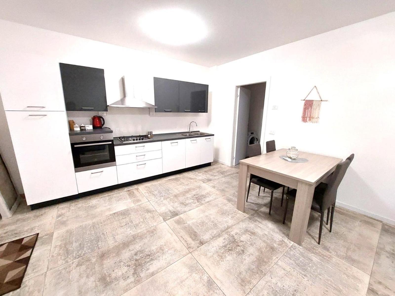 Sweet Mira Apartment ภายนอก รูปภาพ