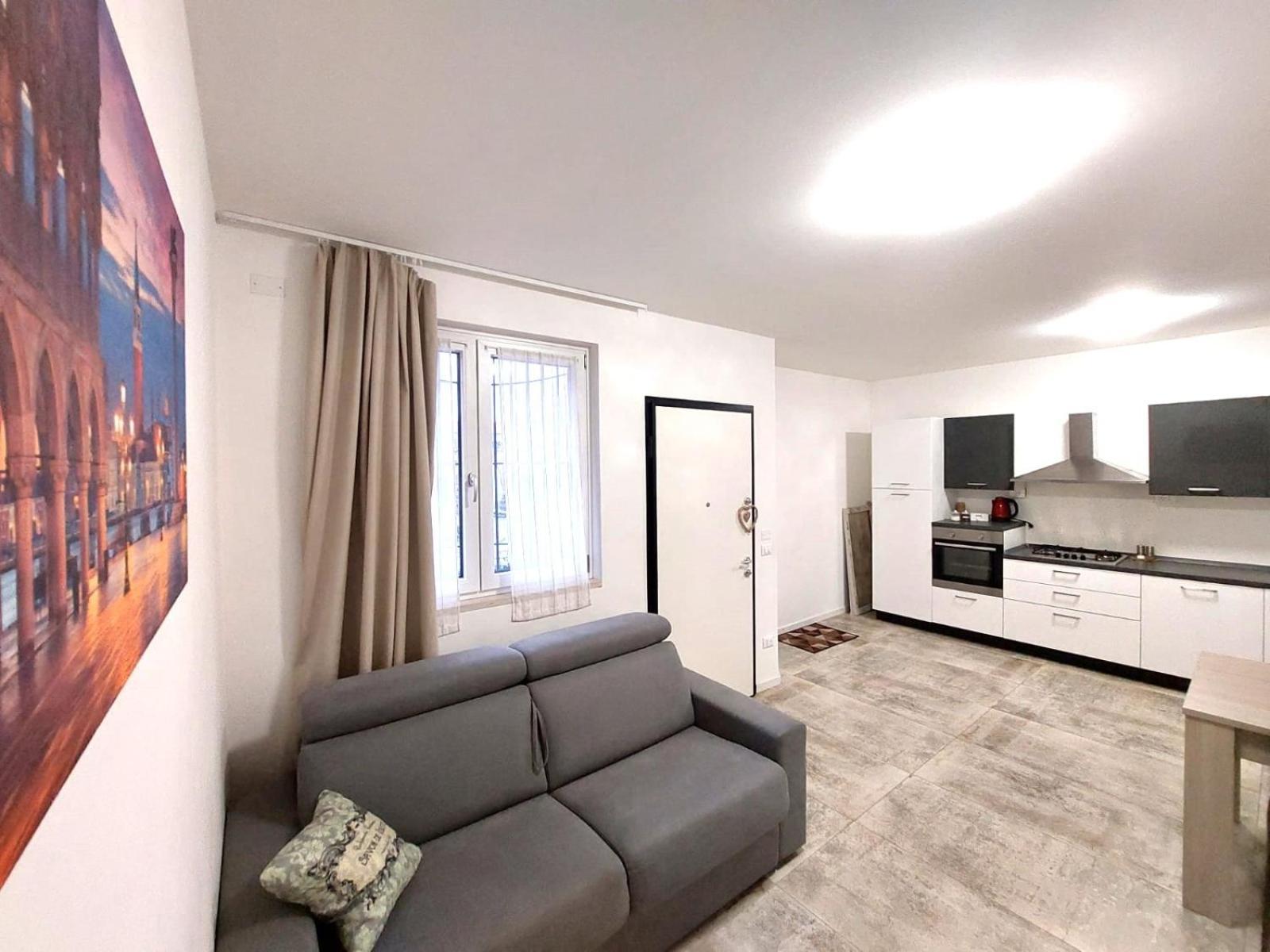 Sweet Mira Apartment ภายนอก รูปภาพ